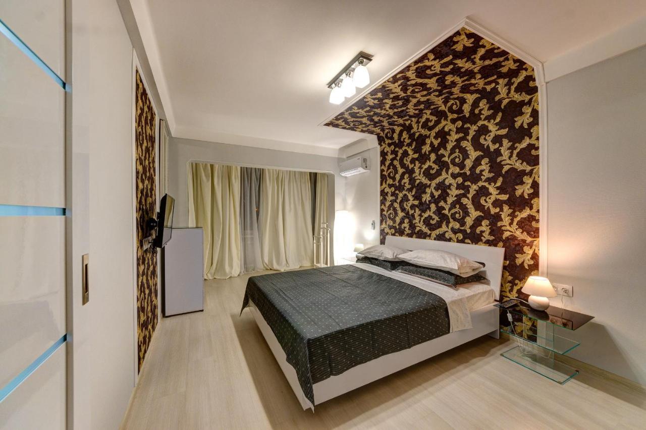 шикарная 2к большая васильковская 145, оушен плаза Apartment